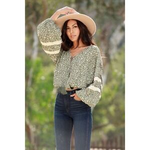 A Collective Story Eveleyn Top Women LARGE Floral Peasant Blouse Tassel Bohemian